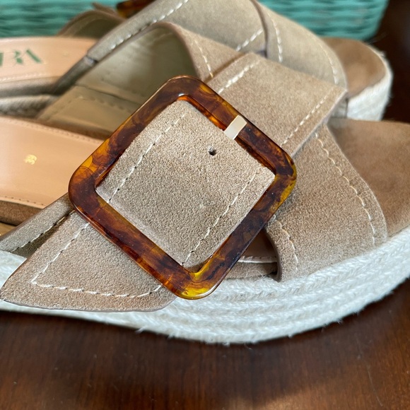 Zara Women's Tan Suede Platform Sandals - Picture 5 of 9